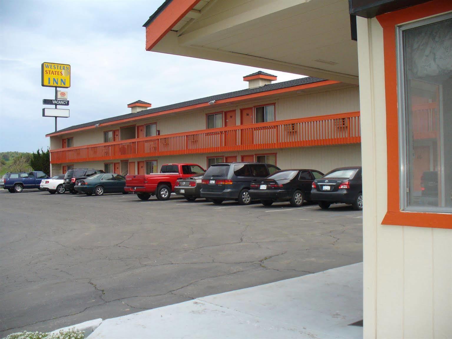 Western States Inn - San Miguel Buitenkant foto